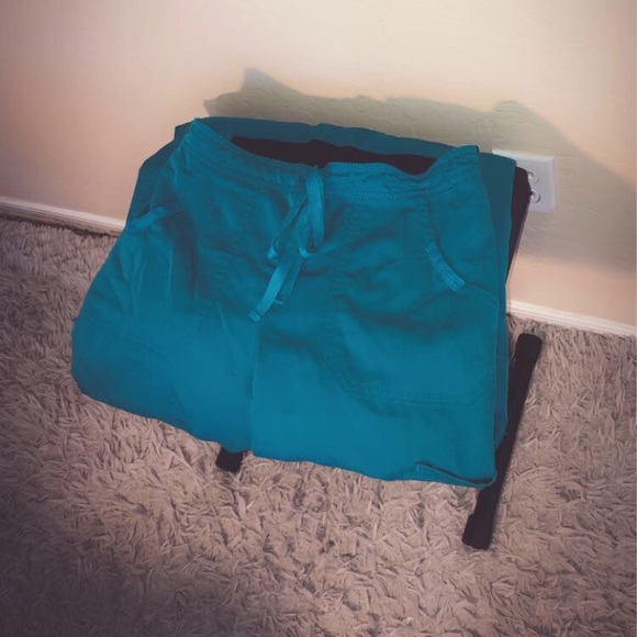 Blue Scrubs Set - Picture 2 of 5